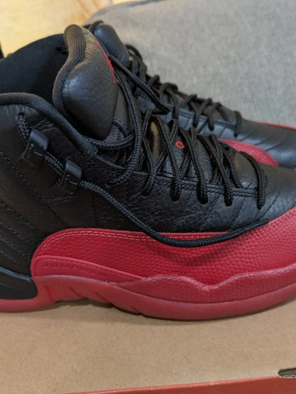 Nike Air Jordan 12 Retro Black/Red Sneakers Size 8 Excellent Condition With Box